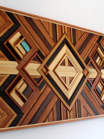 Guardião do Centro – Quadro Mosaico em Marchetaria